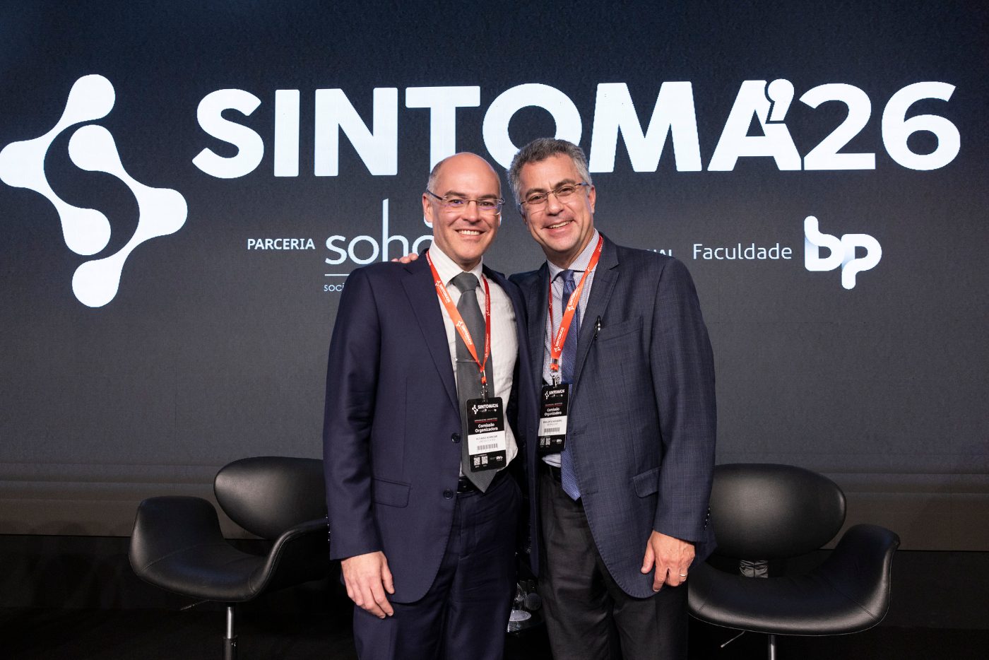 Público em conferência no SINTOMA